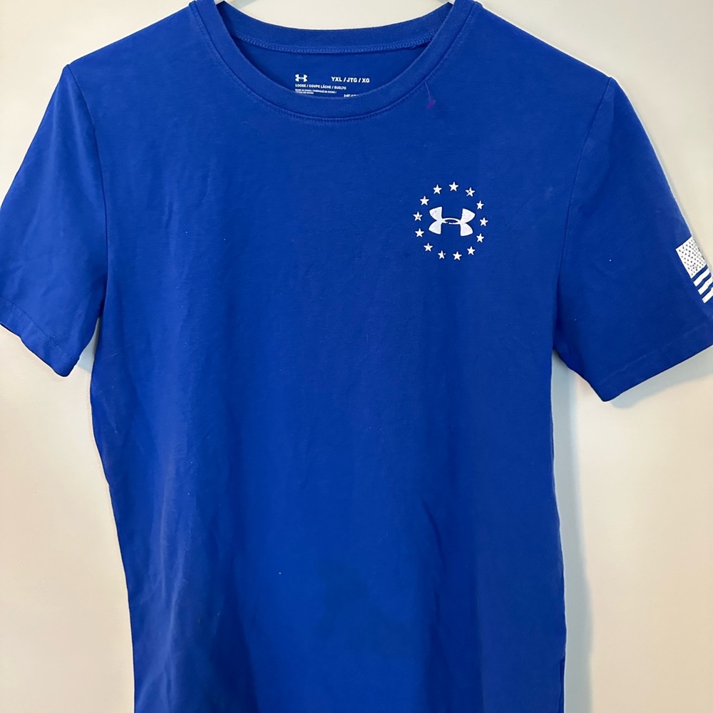 Under armor t shirt
